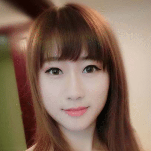 Autographed Trove Carafe 2019 Autographed by Wang Yuno Jing